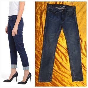 Calvin Klein Womens Slim Boyfriend Jeans